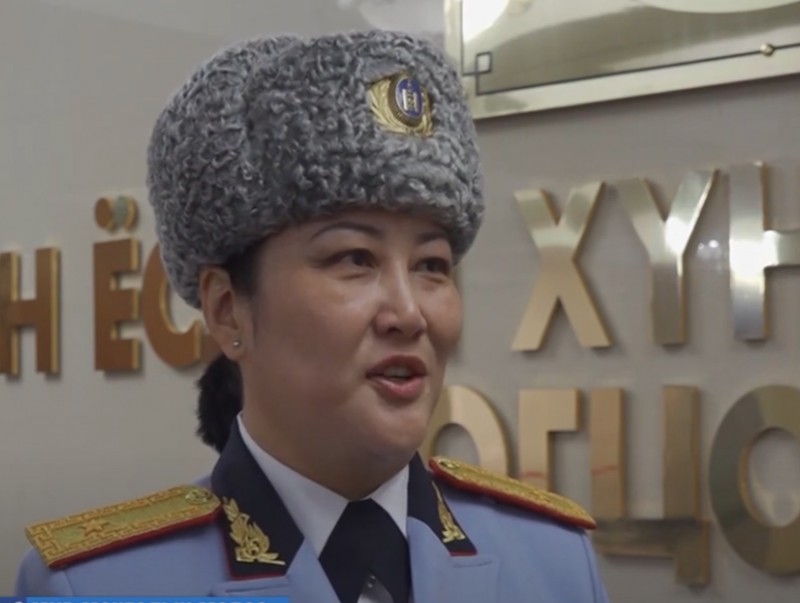 Г.Болор: Байлдагчийн халаасанд генералын мөрдөс бий