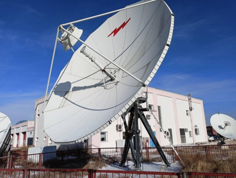 Мэдээлэл дамжуулах IP VSAT системийг бүрэн суурилуулж, агаарын навигацийн үйлчилгээнд ашиглаж эхэллээ