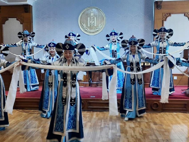 Зэвсэгт хүчний “Хатан ижий” нарыг шалгаруулж, өргөмжлөл хүртээв