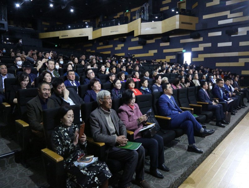 Тариаланчдын улсын зөвлөгөөн хоёр дахь өдрөө үргэлжилж байна