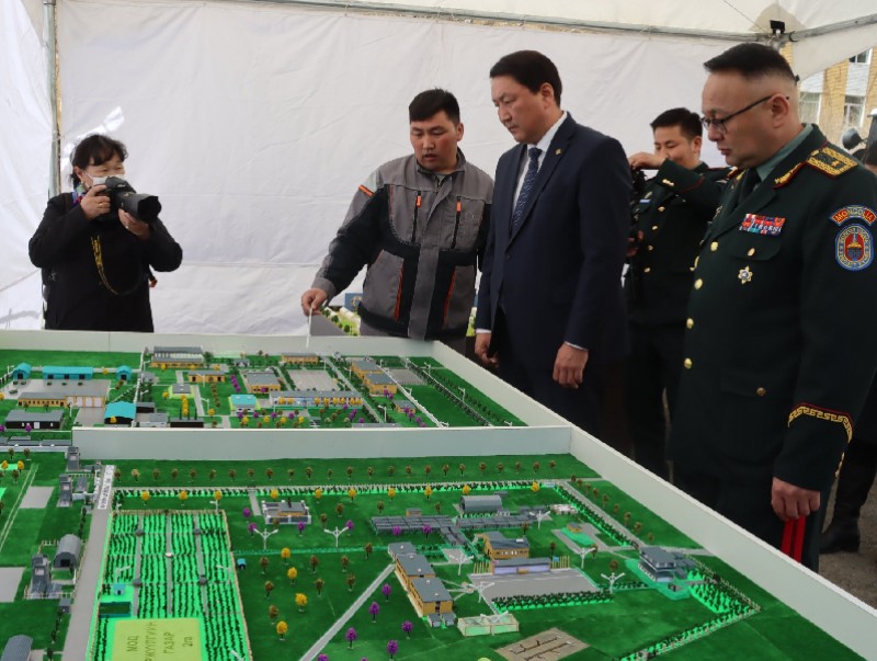 Батлан хамгаалах салбар нийт 27 сая мод тарьж, ургуулан ногоон орчныг бий болгоно