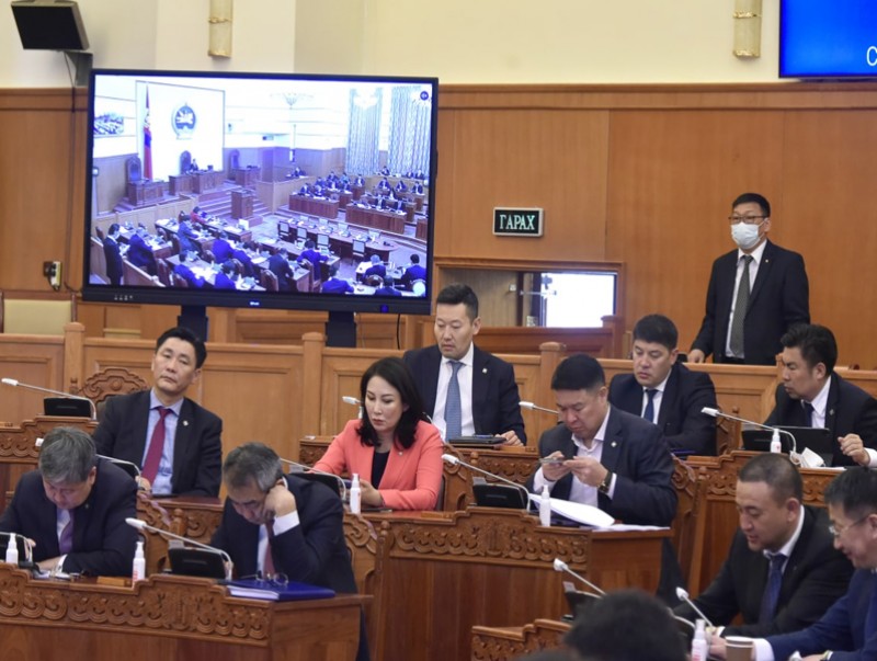 Монгол Улсын нэгдсэн төсвийн 2022 оны төсвийн хүрээний мэдэгдэл, 2023-2024 оны төсвийн төсөөллийн тухай хуульд өөрчлөлт оруулах тухай хуулийн төслийг анхны хэлэлцүүлэгт шилжүүллээ