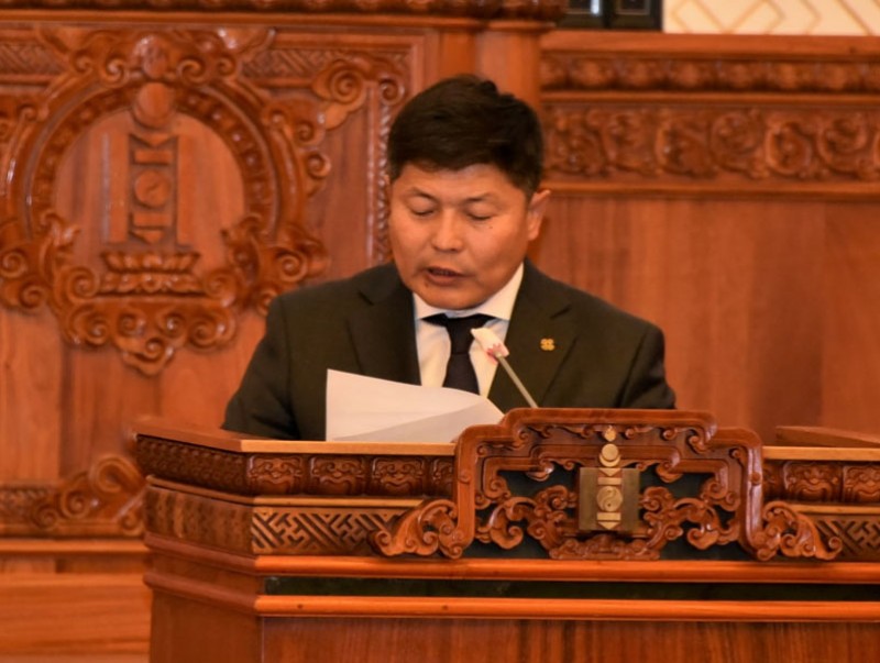 УИХ: Зөрчлийн тухай хуулийн шинэчилсэн найруулгын төслийг анхны хэлэлцүүлэгт шилжүүллээ