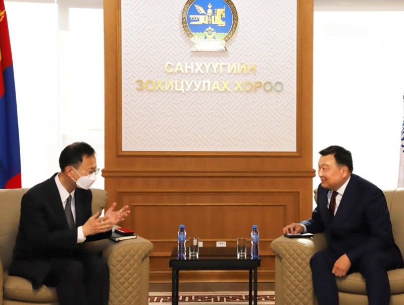 Олон Улсын Валютын сангийн суурин төлөөлөгчтэй уулзлаа