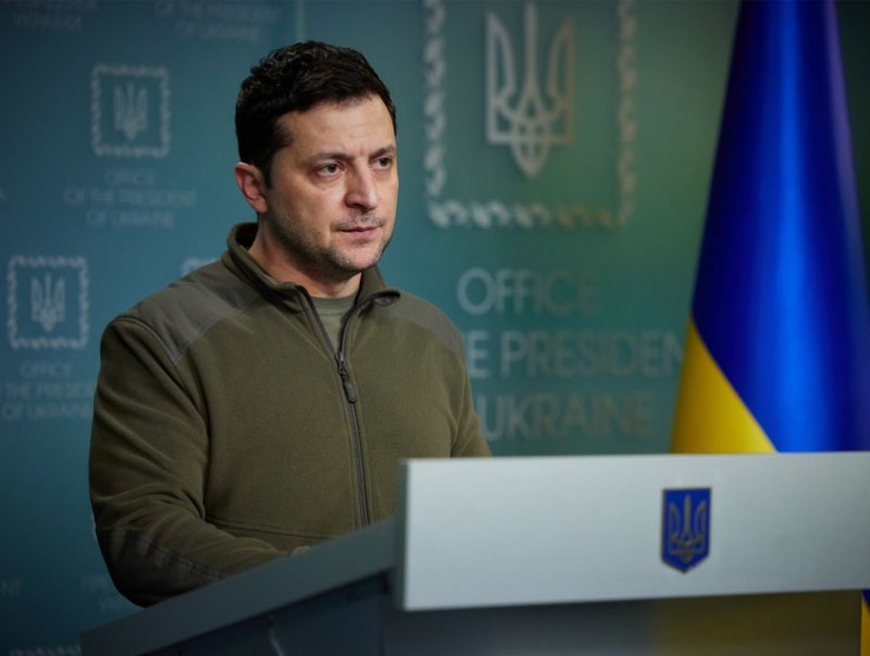 Украины ерөнхийлөгч зэвсгийн тусламжаа нэмэгдүүлэхийг олон улсаас дахин хүслээ