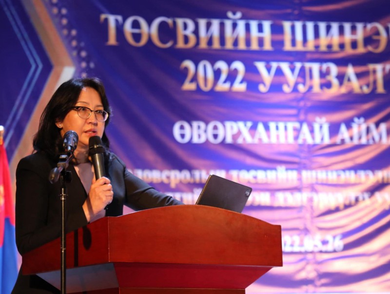 БШУЯ-ны Төрийн нарийн бичгийн дарга Л.Цэдэвсүрэн Өвөрхангай аймагт ажиллалаа