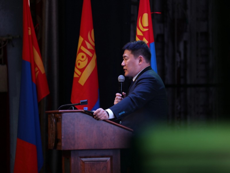 Сүхбаатар аймагт дулаан, цахилгааны эх үүсвэр нэмж, Баруун-Урт-Сүхбаатар сум чиглэлд хатуу хучилттай зам тавина