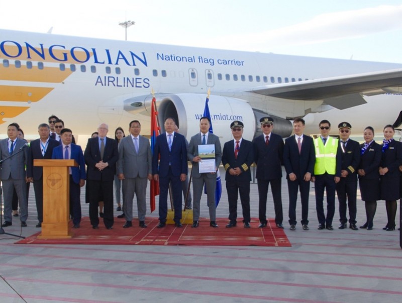 “МИАТ” ТӨХК B767-300ER агаарын хөлгийг өөрийн эзэмшилдээ шилжүүлэн авлаа