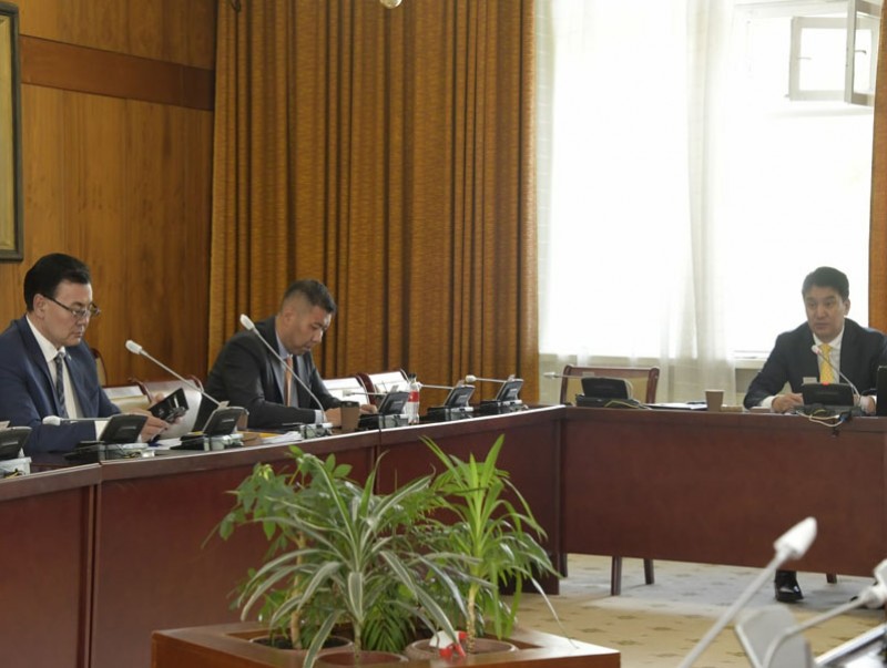 Эдийн засгийн байнгын хороо хуралдлаа