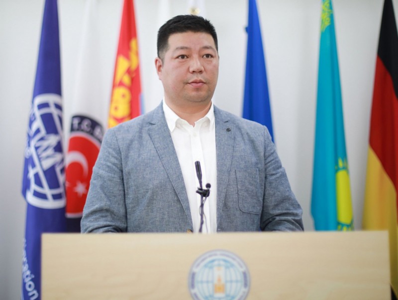 Хууль бусаар галт зэвсэг эзэмшин, зөвшөөрөлгүй ан, амьтан агнасан гадаадын иргэдийг хуулийн байгууллагад шилжүүллээ