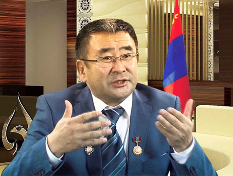Монгол хүн байгаад тань баярлалаа: Миеэгомбын Амбага