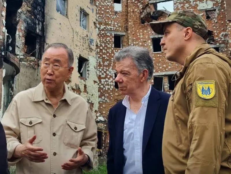 НҮБ-ын ерөнхий нарийн бичгийн дарга асан Бан Ги Мун Украинд очжээ