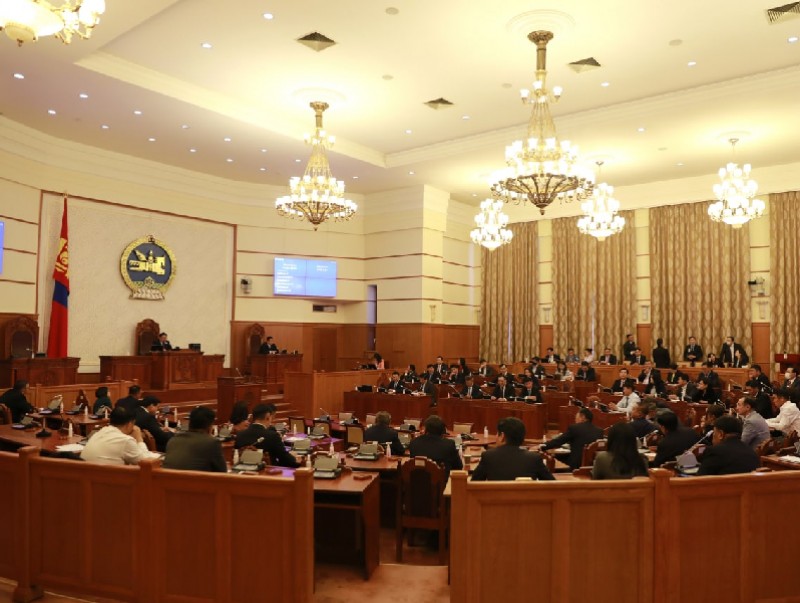 Улсын Их Хурлын 2022 оны ээлжит бус чуулганы үргэлжлэх хугацааг сунгалаа