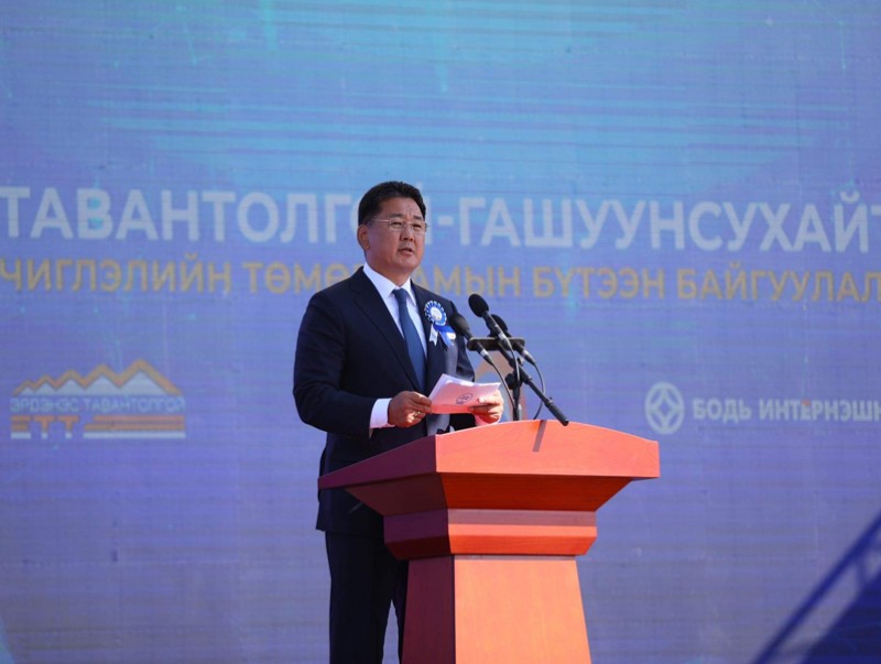 У.Хүрэлсүх: Монгол инженер, монгол залуусын хүч хөдөлмөрөөр дэлхийн стандартын төмөр зам ашиглалтад орж байна