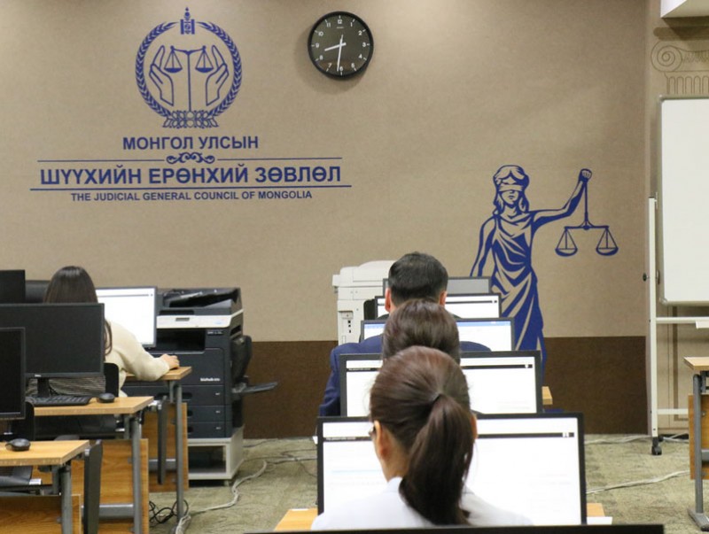 Давж заалдах шатны шүүхэд нэр дэвшигчдийн шалгалт эхэллээ