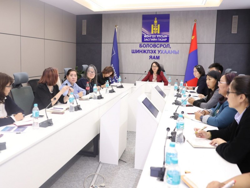 Хөдөлгөөн засалч, хөдөлмөр засалч зэрэг шаардлагатай мэргэжилтэн бэлтгэх ажлыг эрчимжүүлнэ