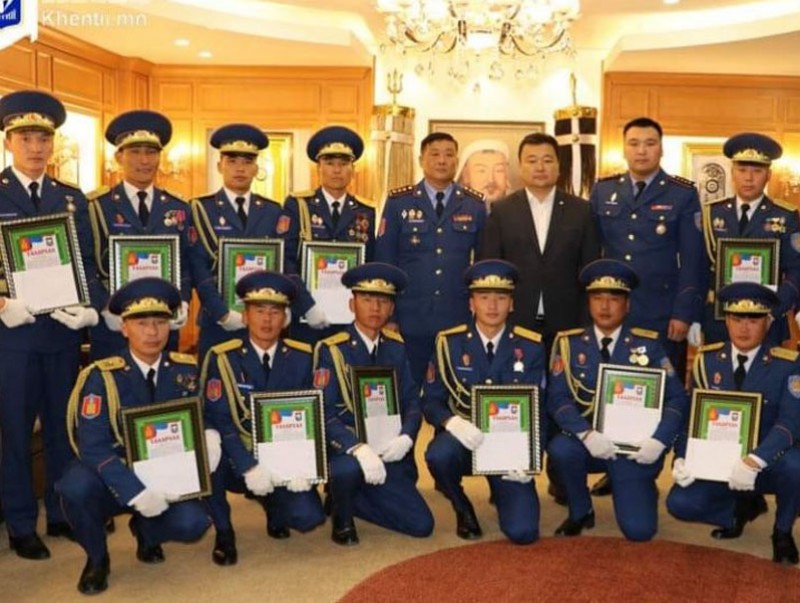 Алба хаагч тус бүрт 500 мянган төгрөгийн урамшуулал олголоо