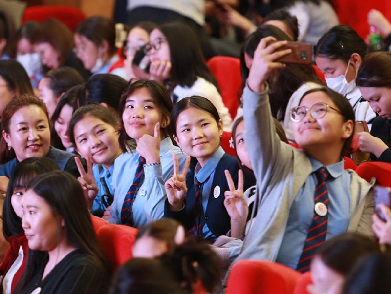 “Girls Council” чуулга уулзалт боллоо