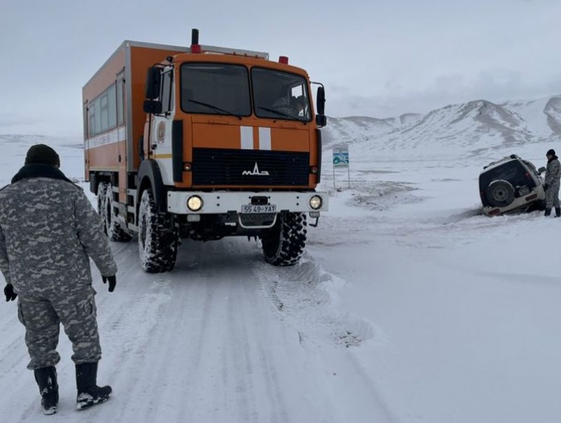 Цасанд боогдсон 620 иргэний аюулгүй байдлыг хангаж, 865 сая төгрөгийн өмч хөрөнгийг авран хамгааллаа