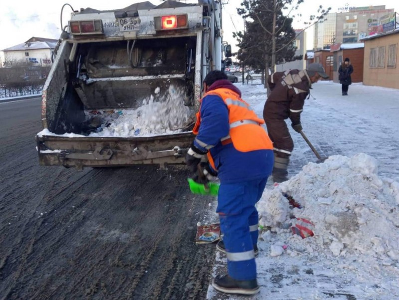 Цас цэвэрлэх ажил үргэлжилж байна