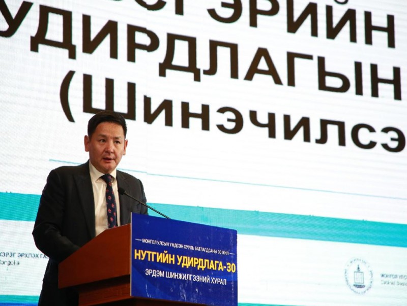 У.Бямбасүрэн: Төвлөрлийг сааруулахад иргэдэд хамгийн ойр байгаа нутгийн удирдлагын нэгжид чиг үүргийг давхардуулахгүй хуваарилах нь чухал