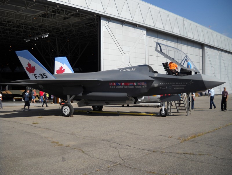 Канад улс АНУ-аас F-35 загварын 88 сөнөөгч онгоц худалдан авна