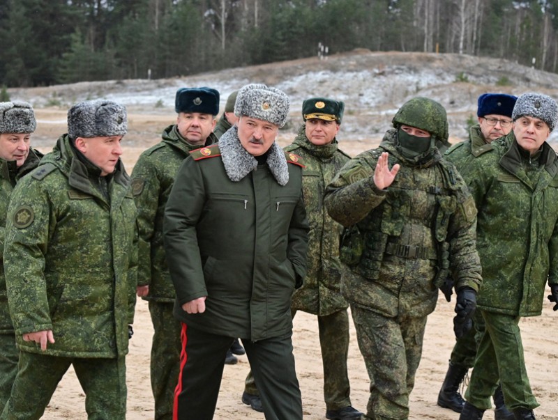 ОХУ, Беларусийн цэргийн хамтарсан сургуулилалт Украин, Өрнөдийнхөн болгоомжлол төрүүлж байна