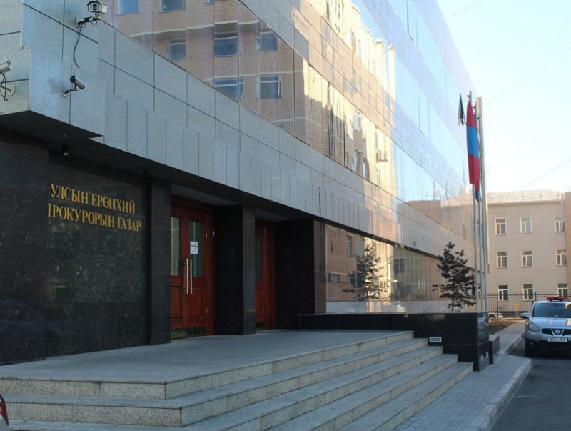 Хүүхдэд архи, согтууруулах ундаа худалдаалах зөрчлийг дахин гаргахгүй байх талаар прокурорын мэдэгдэл хүргүүллээ