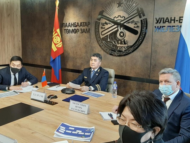 Замын-Үүд-Эрээн өртөөгөөр хоногт өргөн царигаар 20 хос галт тэрэг солилцох асуудлыг техникийн хувьд шийдлээ