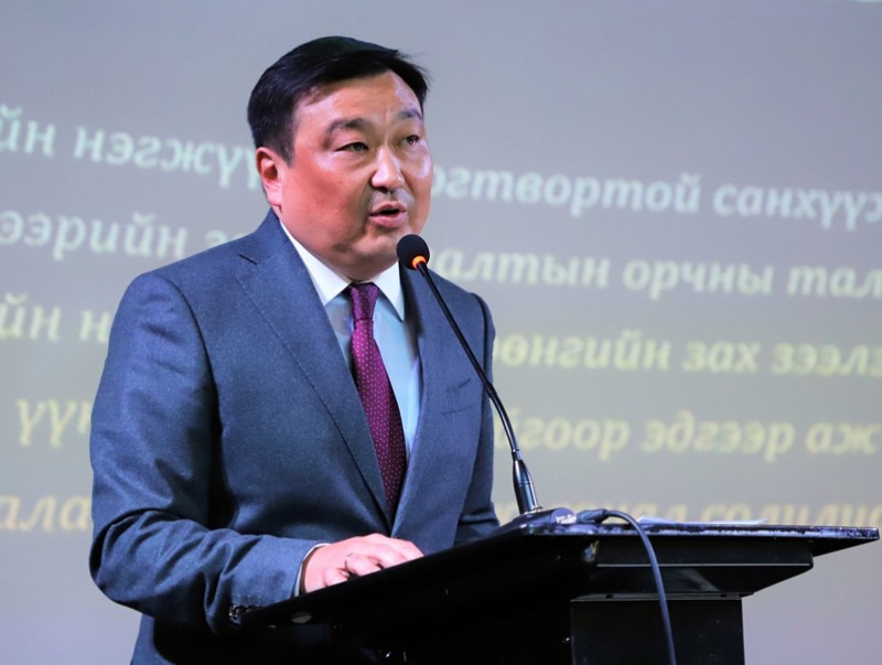 Топ 100 аж ахуйн нэгж хөрөнгийн зах зээлд гарах гарцийг хамтдаа хэлэлцэв
