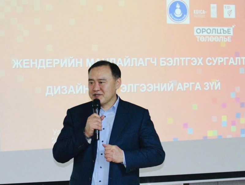 Ардчилсан нам эмэгтэйчүүдийн оролцоог дэмжих ажлаа эрчимжүүллээ