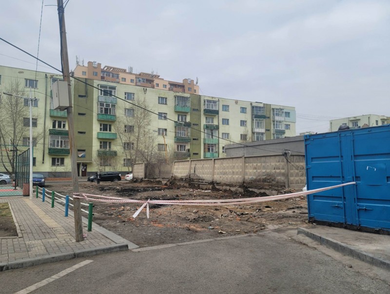 32 тоосгон гараашийн газрыг чөлөөллөө