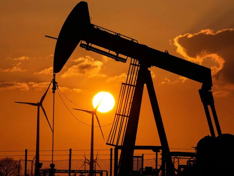 Энэтхэгийн ОХУ-аас авдаг нефтийн импорт 2022 онд 10 дахин өсжээ