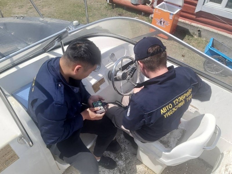 Усан замын тээврийн хэрэгслүүдэд байршил тогтоогч gps төхөөрөмж суурилуулж байна