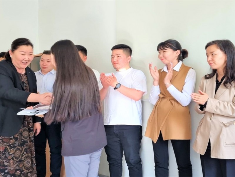 ХХААХҮЯ: Хөнгөн үйлдвэрийн салбарт шинэ инженерүүд нэмэгдлээ