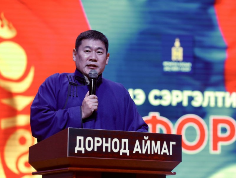 Ерөнхий сайд Л.Оюун-Эрдэнэ: Чойбалсан чиглэлд зураг төсөв нь батлагдсан авто замуудын төслийг ирэх оны төсвөөр хэрэгжүүлнэ