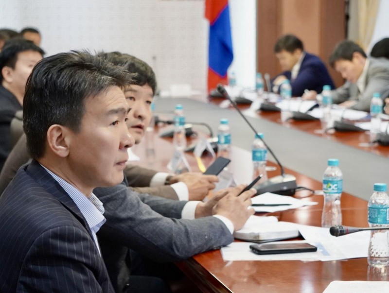 Хил дамнасан боомтуудын төмөр замын ажлыг эрчимжүүлж байна