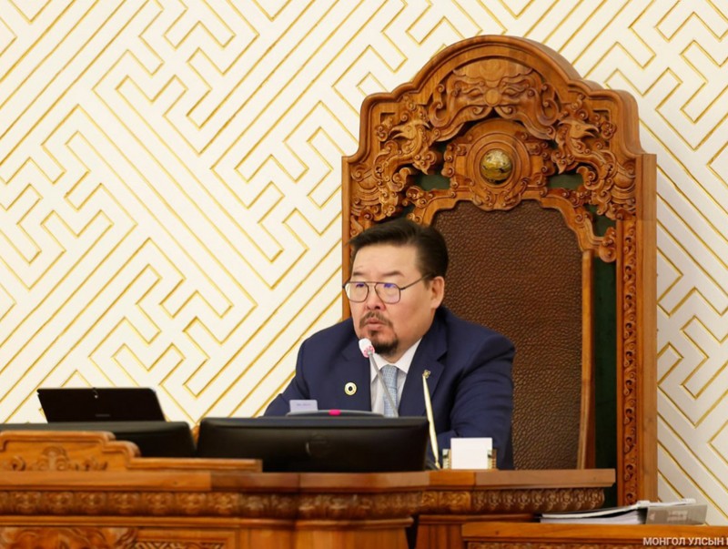 Улсын Их Хурлын тогтоолын төслийг баталж, Эрүүгийн хэрэг хянан шийдвэрлэх тухай хуульд нэмэлт, өөрчлөлт оруулах тухай хуулийн төслийг хэлэлцэж эхэллээ