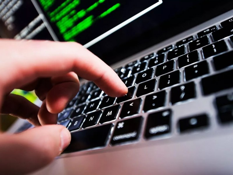 Австрали даяар 12 цагийн туршид интернэт тасарчээ