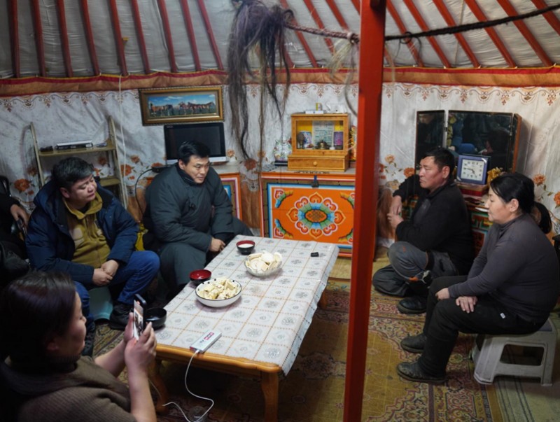 Монгол Улсын Шадар сайд, УОК-ын дарга С.Амарсайхан Төв, Хэнтий аймаг болон Багануур дүүрэгт ажиллалаа