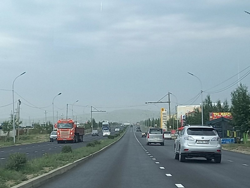 Авто худалдааны цогцолбороос баруун аймаг салдаг уулзвар хүртэлх замын хөдөлгөөнийг нээлээ