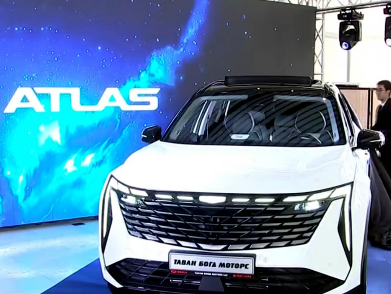"Geely atlas" загварын автомашиныг албан ёсны эрхтэйгээр худалдаалж эхэллээ