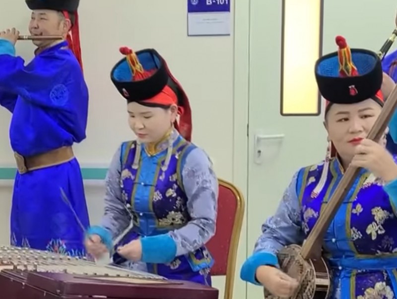 Ээжүүдэд зориулсан "Хөгжимт өдөрлөг" зохион байгууллаа