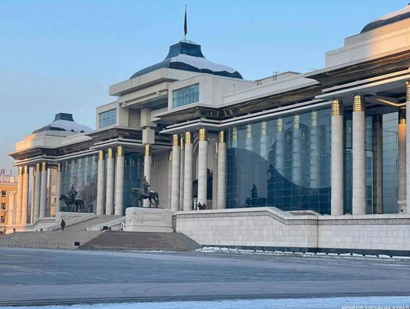 Нэр дэвшигчийн сонсголд хараат бус шинжээчээр оролцож болно