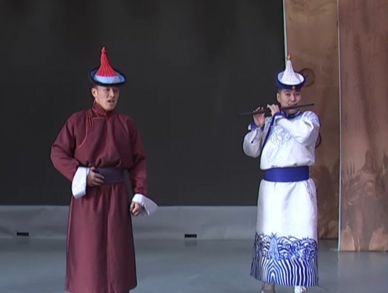 "Цагаан лавай" чуулга "Nomadic legend" тоглолтоор дамжуулж үндэсний урлаг, өв соёлоо түгээн дэлгэрүүлж байна