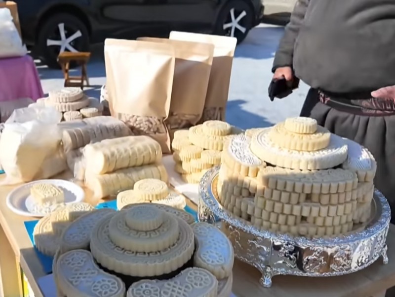 Төвийн бүсийн "Цагаан сар-2025" үзэсгэлэн худалдаа Дархан-Уул аймагт болж байна