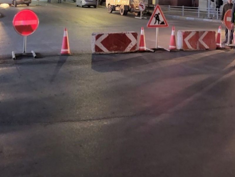 Төмөр замын дээд сургуулийн уулзвараас Гранд плазагийн уулзвар хүртэлх авто замыг хаана