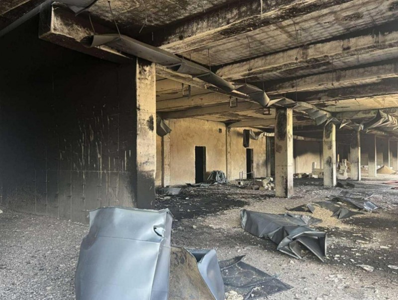 Барилгын нэг давхарт хөөсөнцөр шатаж байсныг бүрэн унтраалаа