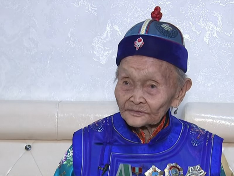 Монголчууд дэлхийн II дайны жилүүдэд 400 сая төгрөгийн тусламж, үйлчилгээ үзүүлж байжээ