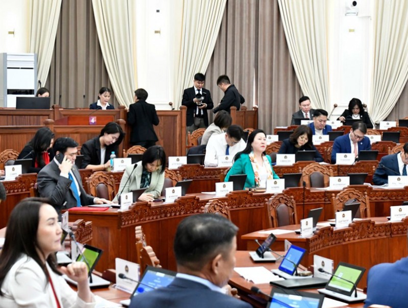 Боловсролын санхүүжилт, хөрөнгө оруулалтыг нэмэгдүүлэх, хүүхэд бүрд суралцах тэгш боломжийг бүрдүүлэх ажлын талаарх мэдээллийг сонсов